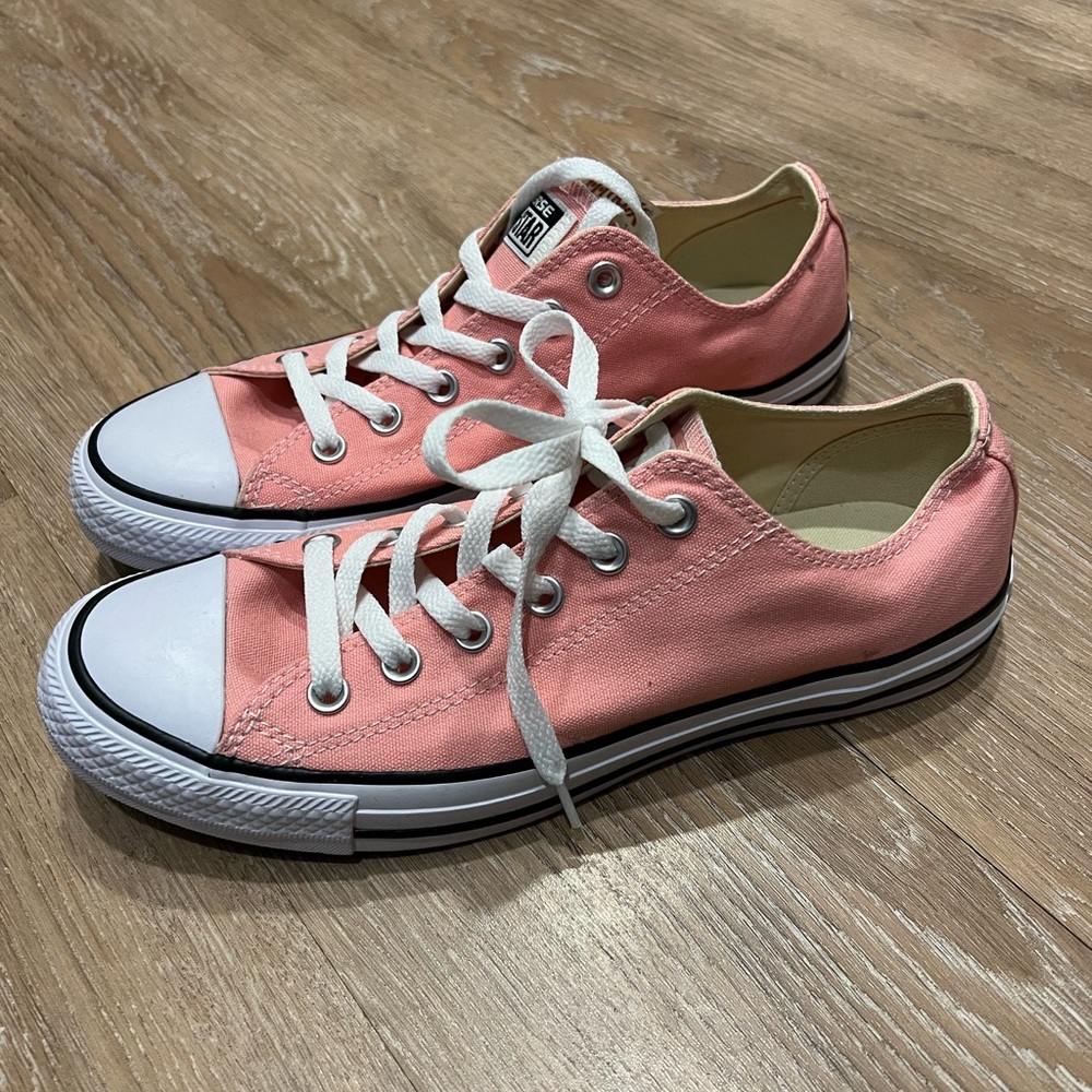 Pink Women’s Converse